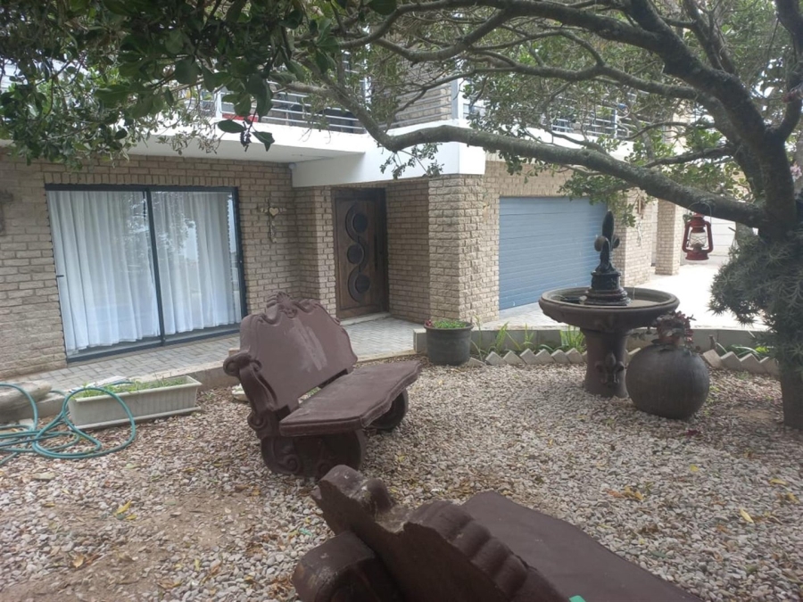 4 Bedroom Property for Sale in Tergniet Western Cape